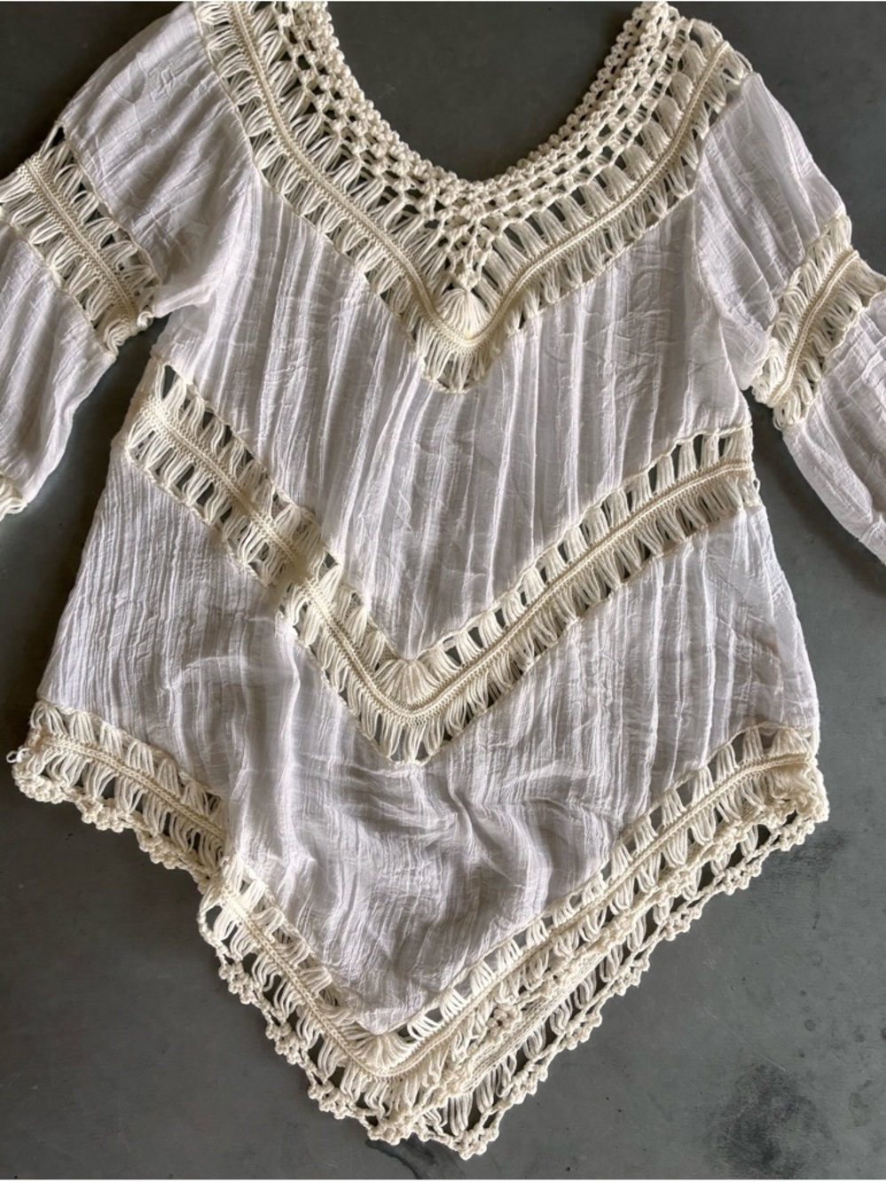 Pretty Angel Cream and White Crochet-Trim Peasant Tunic - Picture 4 of 5